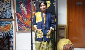 Rahasia Padu Padan Outfit Serba Batik agar Tetap Modis